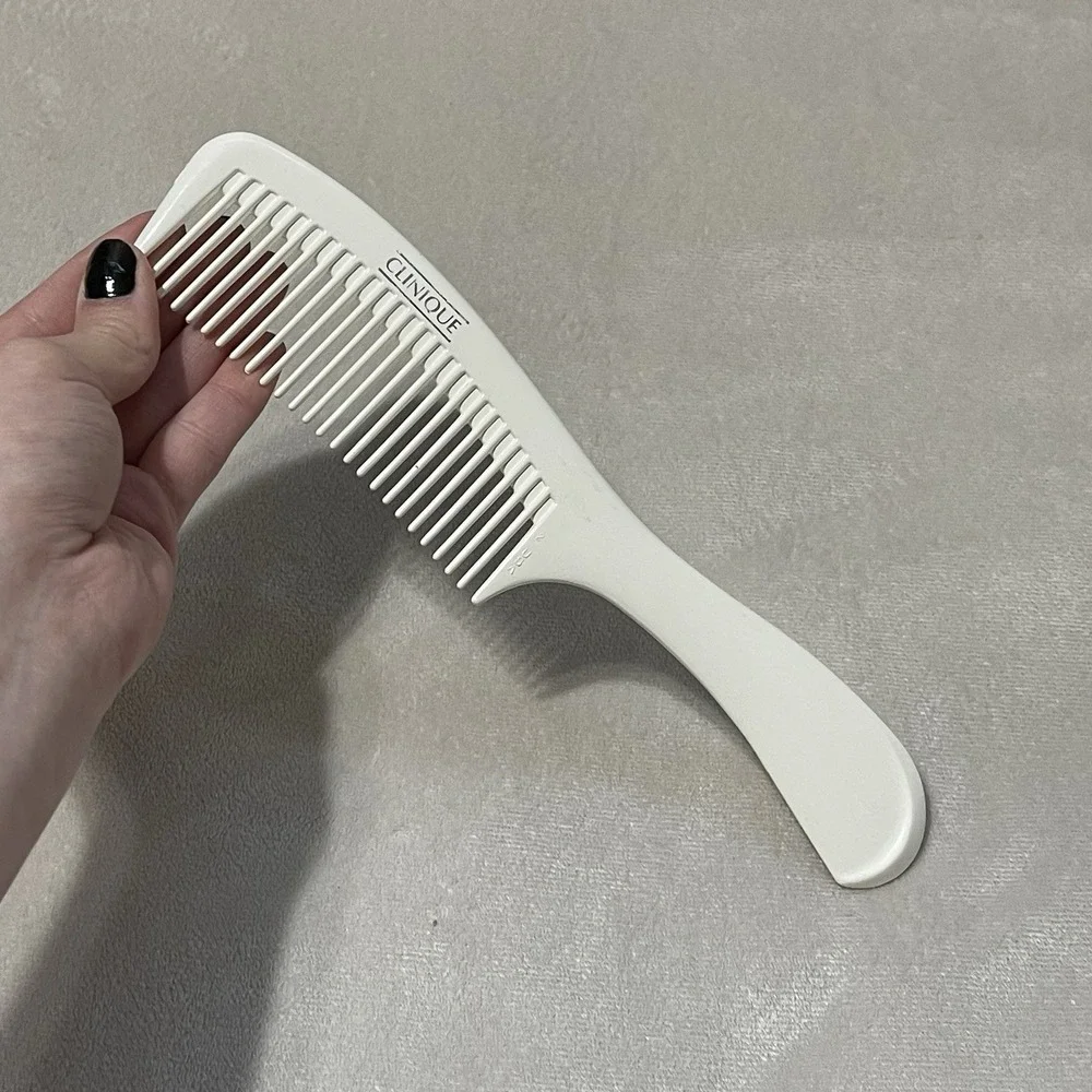 Vintage Clinique White Hard Plastic Wide Tooth Hair Comb Handle‎ #2 USA